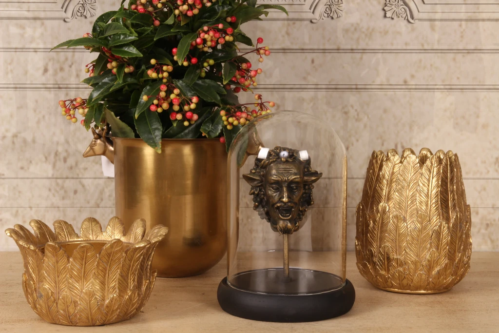 Bacchus-Figur mit Glasglocke – Gold – 23 cm – Kunstharz