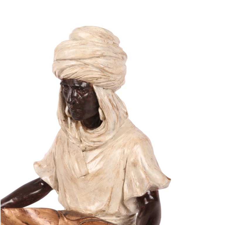 Moorische Figur – Elfenbein – 36,5 cm – Kunstharz